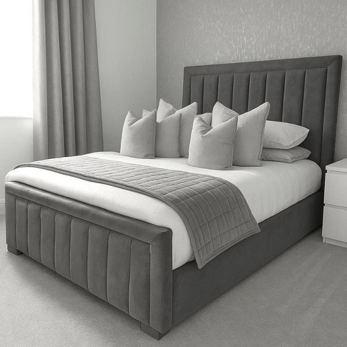 Double lined panel bed - lined,